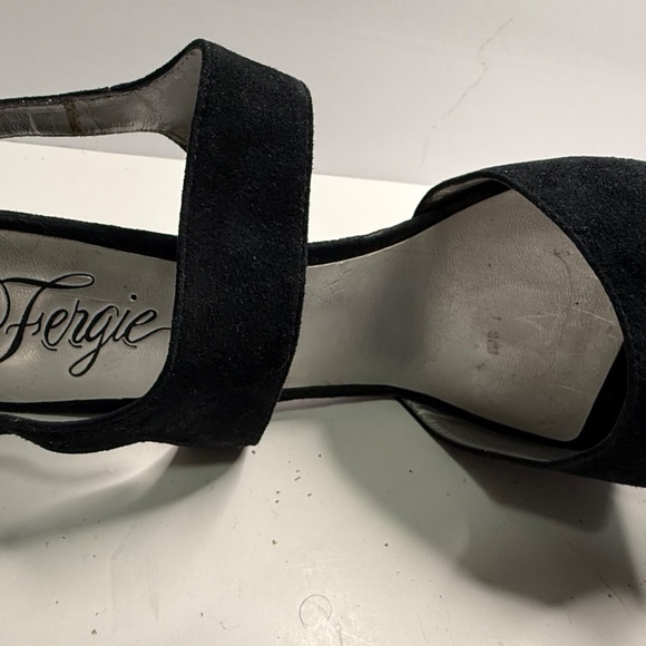 Fergie 5 inch suede slingback heels - Picture 4 of 6
